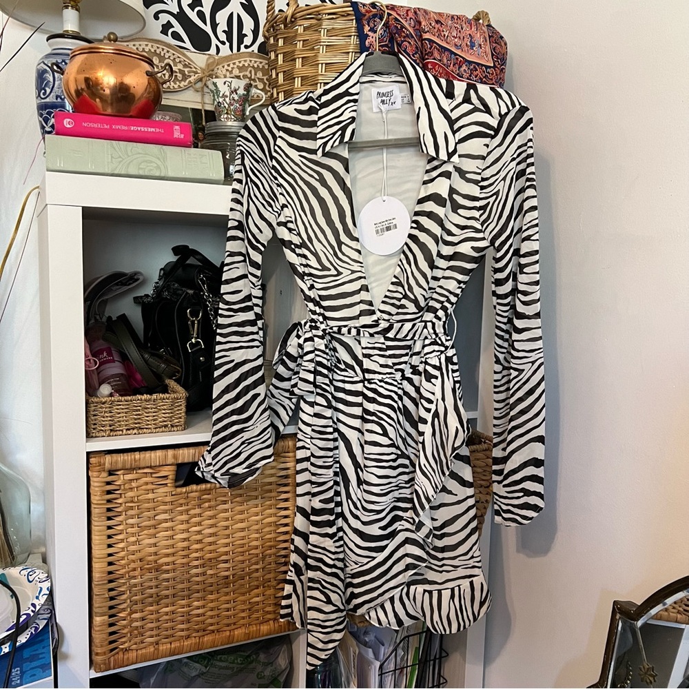 Princess Polly Marty long sleeve mini dress zebra size 4